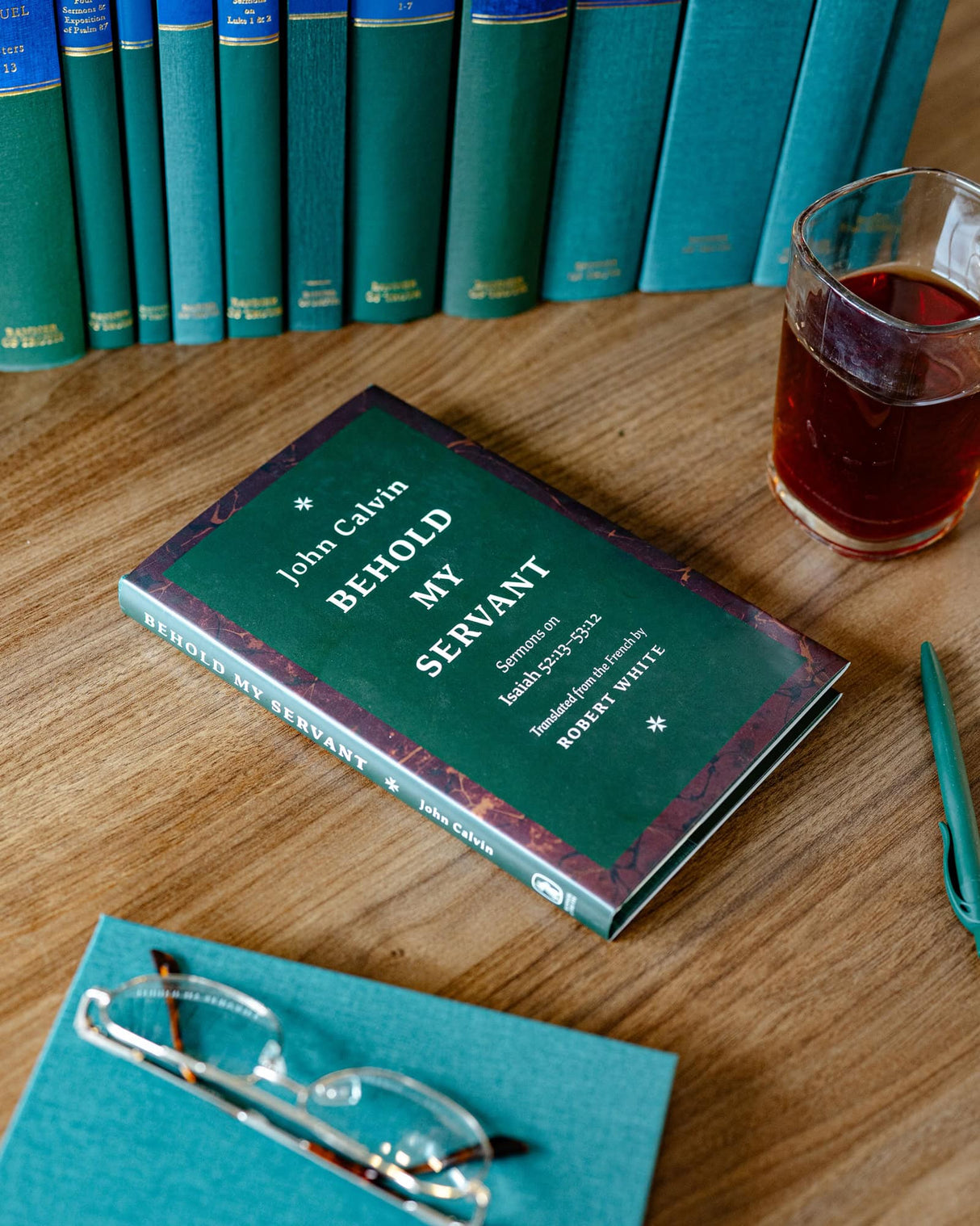 Behold My Servant: Sermons on Isaiah 52:13-53:12