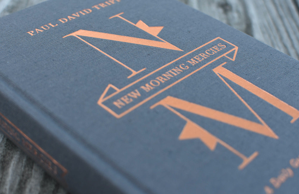 New Morning Mercies: A Daily Gospel Devotional (Gift Edition) (1023735857199)