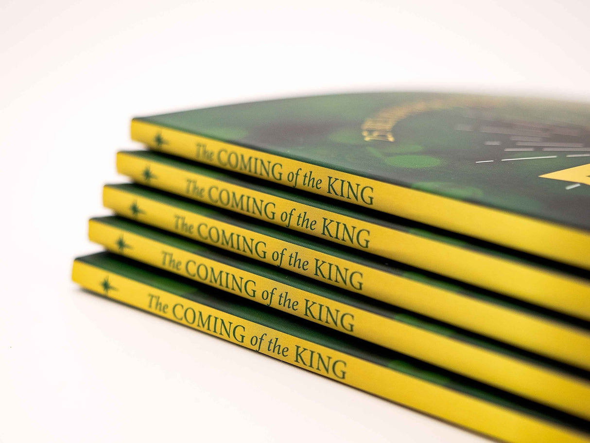 The Coming of the King: 25 Readings for Advent