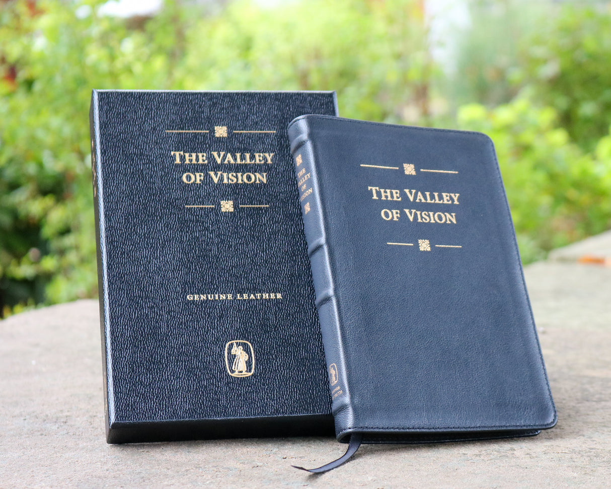Valley of Vision: A Collection of Puritan Prayers and Devotions (Genuine Leather Gift Edition)