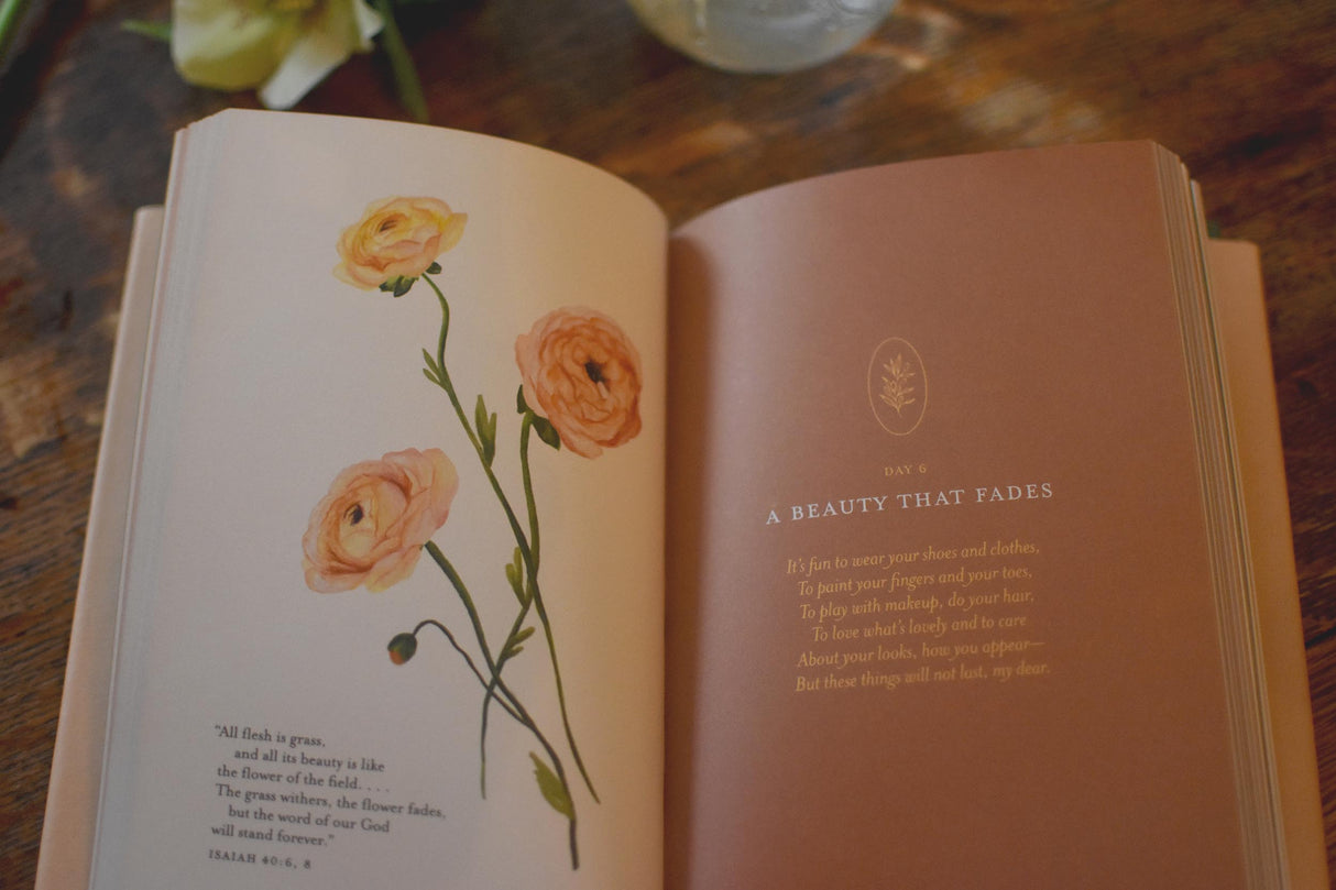 What Makes You Beautiful: 20 Daily Devotions for Girls