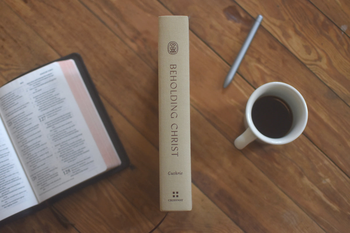Beholding Christ: A Daily Guide to Seeing Jesus in All of Scripture