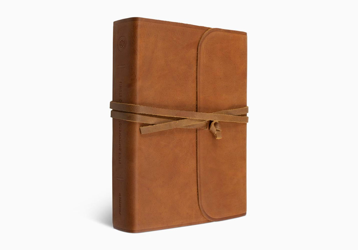 ESV Single Column Journaling Bible, Large Print (Natural Leather, Brown, Flap with Strap)