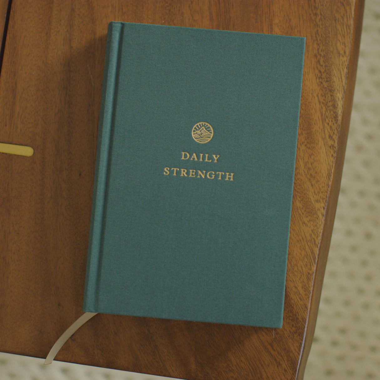 Daily Strength: A Devotional for Men