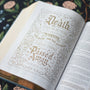 ESV Women's Study Bible (Cloth Over Board, Dark Teal)