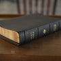 ESV Preaching Bible, Verse-By-Verse Edition (Goatskin, Black)