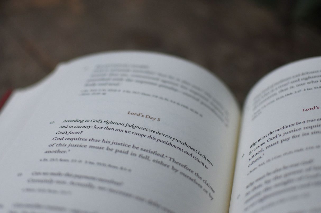 Creeds, Confessions, and Catechisms: A Reader's Edition