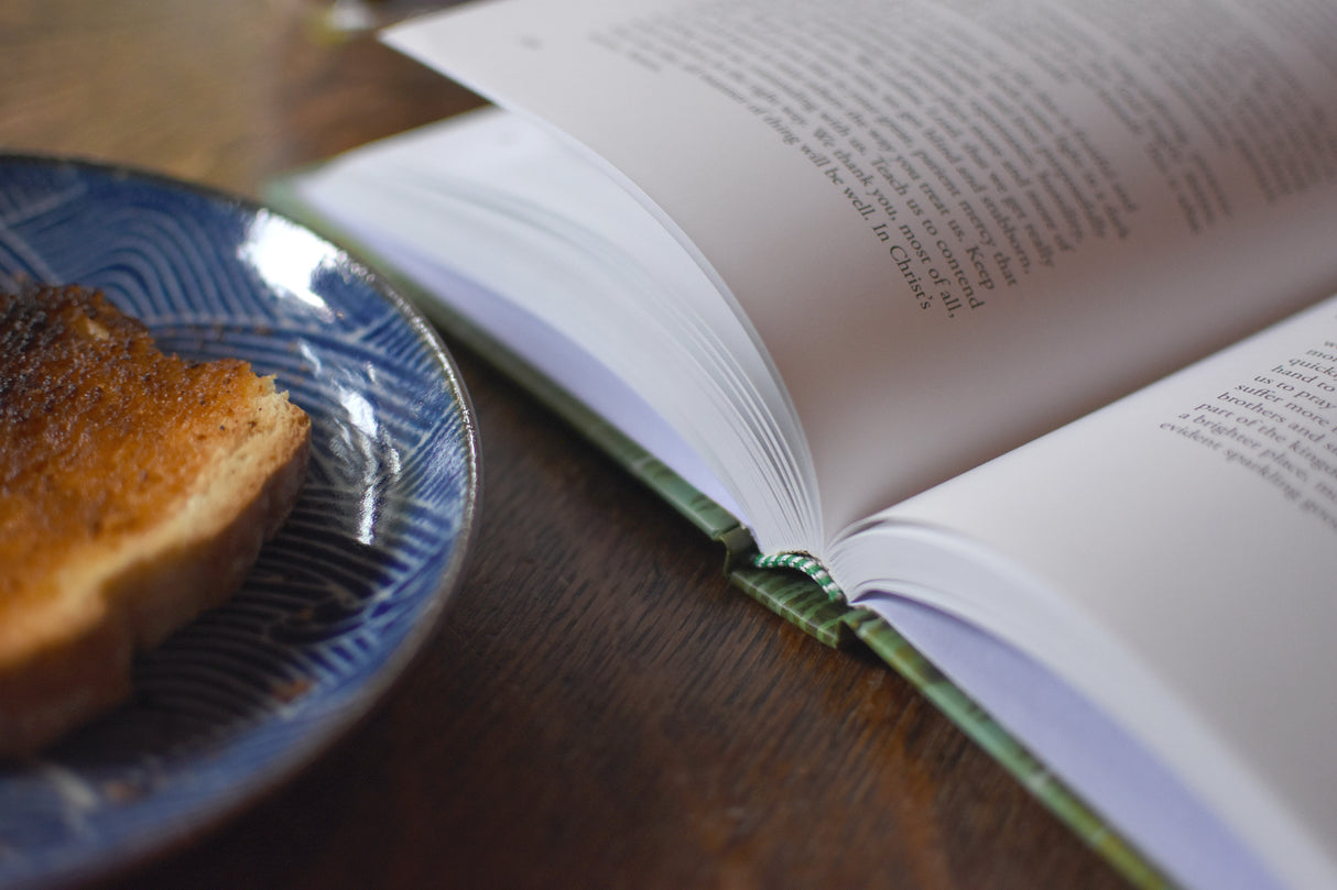 Take Heart: Daily Devotions to Deepen Your Faith