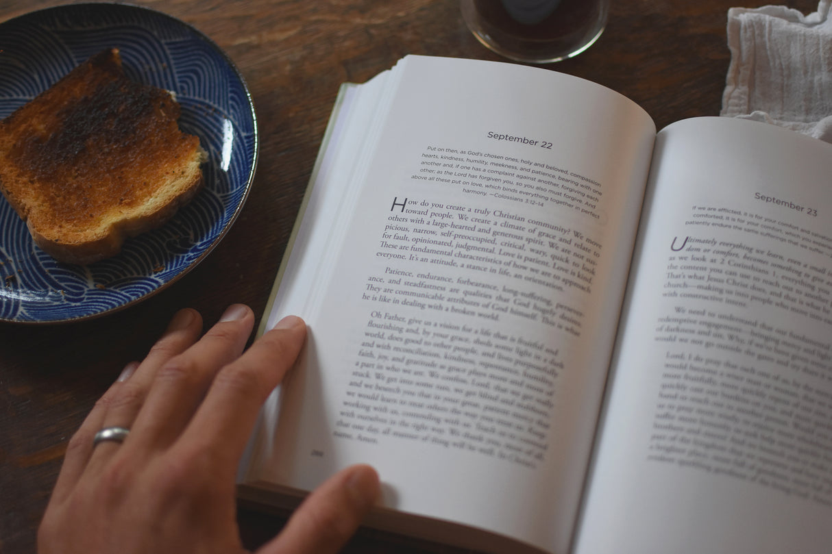 Take Heart: Daily Devotions to Deepen Your Faith