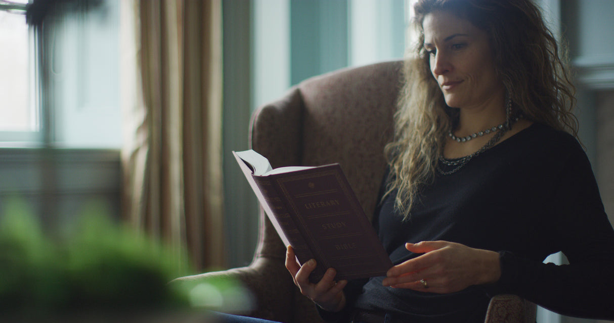 ESV Literary Study Bible (Cloth Over Board)