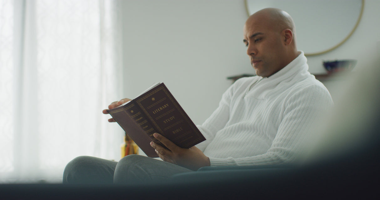 ESV Literary Study Bible (Cloth Over Board)