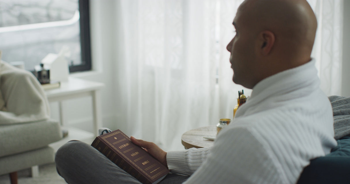 ESV Literary Study Bible (Cloth Over Board)