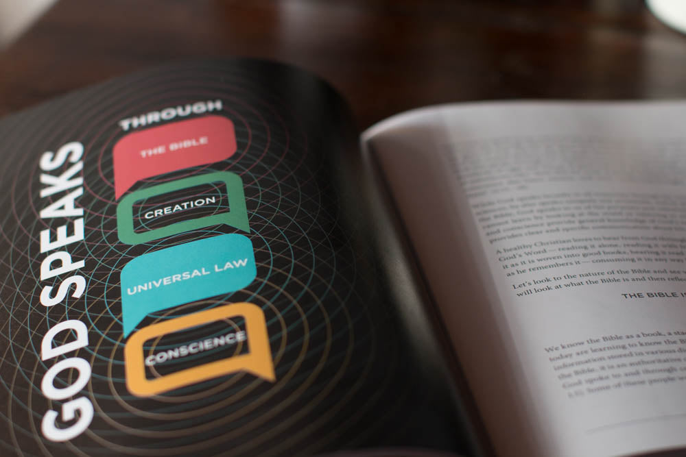 Visual Theology: Seeing and Understanding the Truth about God (w/Study Guide) (1016943706159)